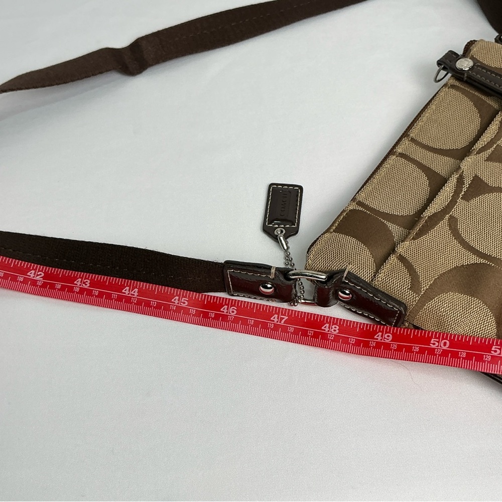 Coach Signature Swingpack Crossbody Bag Brown Khaki Canvas - Picture 13 of 15